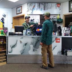 Ski & Snowboard Shops & Rentals in Aspen / Snowmass